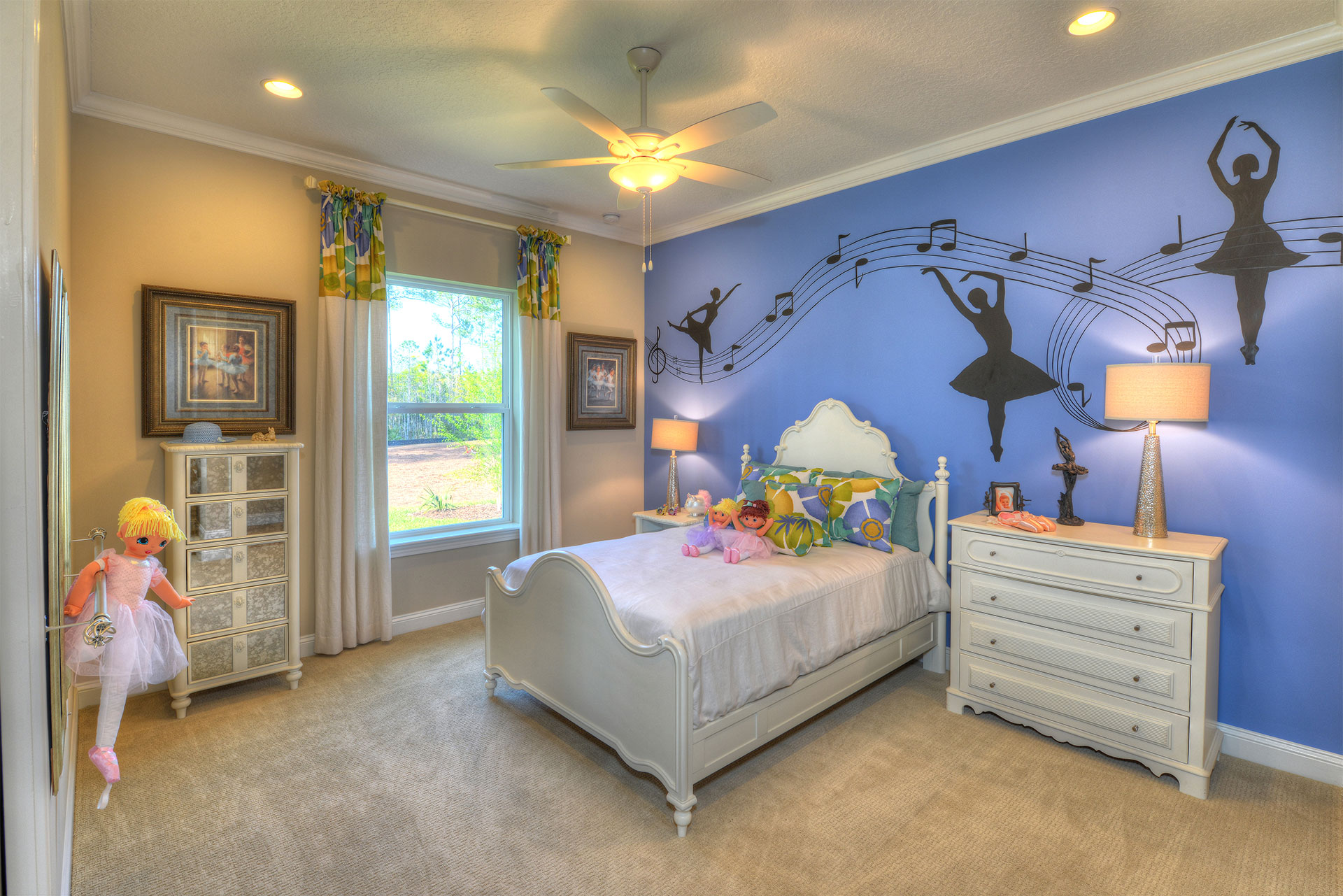 Enchanting ballet-themed bedroom adorned with graceful decor and a serene, inviting atmosphere.