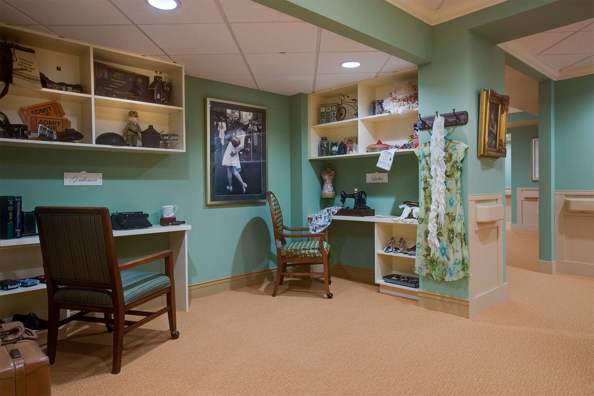 Media station at Palms at Ponte Vedra, a sleek and modern entertainment hub.